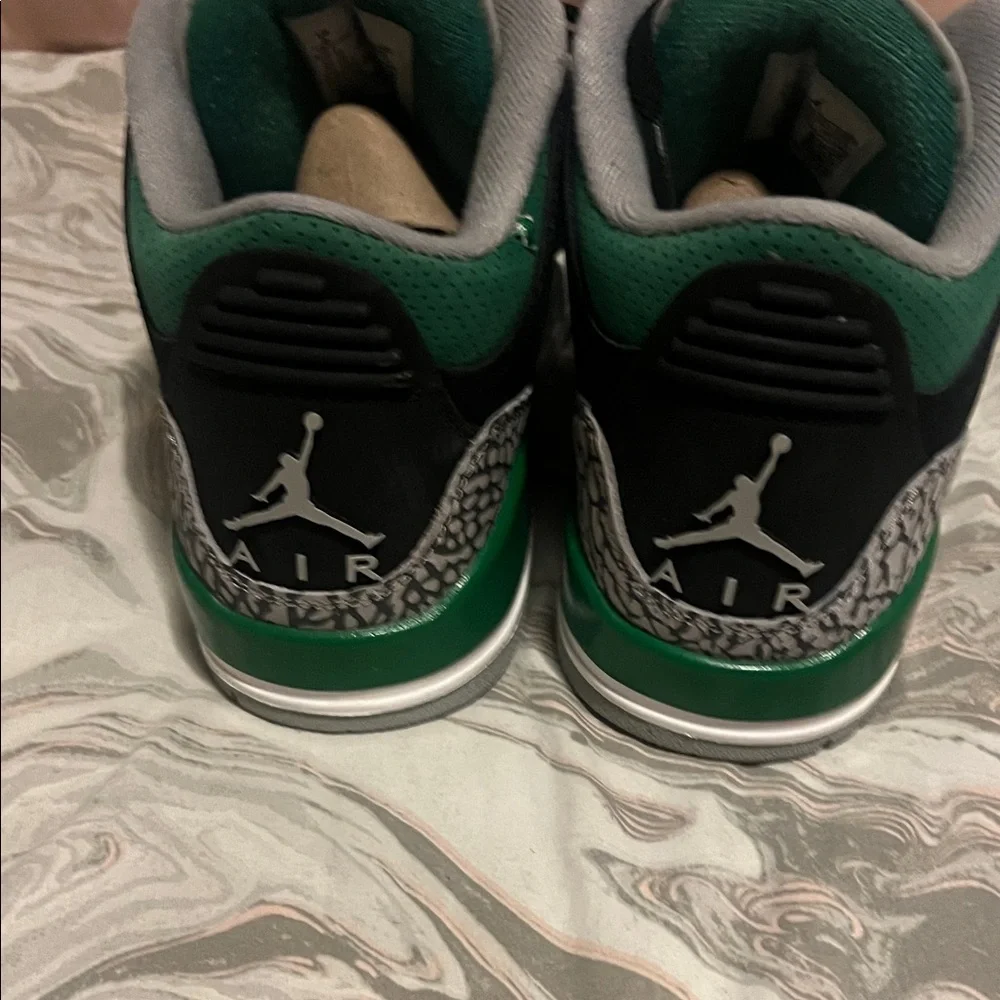 Air Jordan 3 Retro